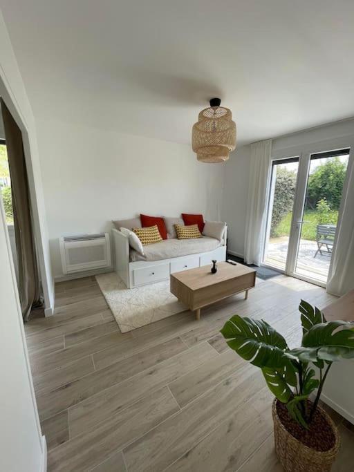 Appartement Proche Stade/Eurexpo Decines-Charpieu Bagian luar foto